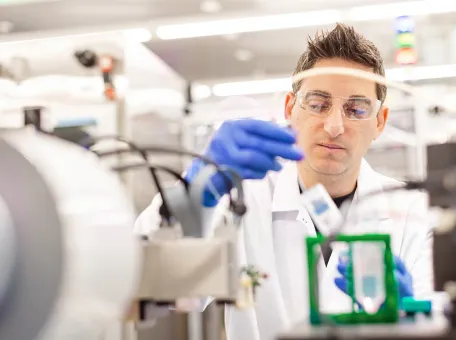 how-biotechnology-medicines-made